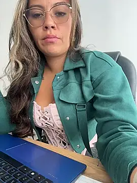 LIZ-06  online show from May 12, 2026, 1:30 pm
