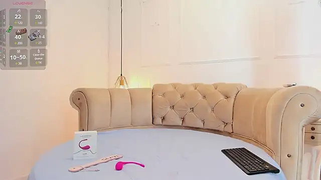 briannaduque online show from March 8, 2025, 12:41 pm