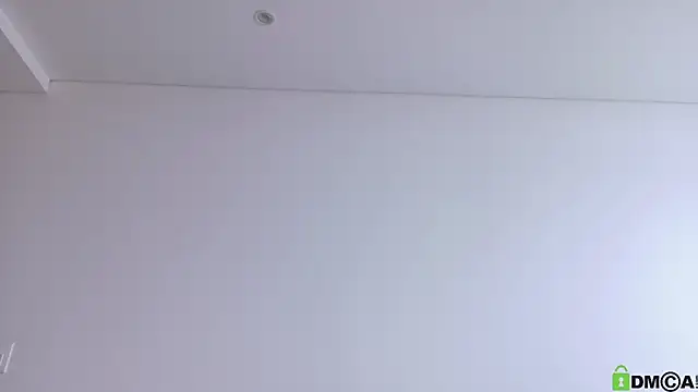 lia  Suummer online show from October 4, 2025, 3:32 pm