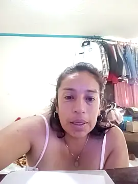 yaz guzman online show from March 12, 2026, 1:06 pm