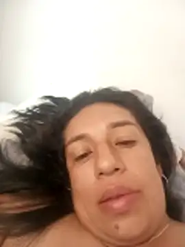 yaz guzman online show from May 3, 2026, 8:26 pm