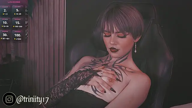 Snapshot of Trinity___s chatting on February 16, 2025, 8:44 pm Trinity s online show from February 16, 2025, 8:44 pm