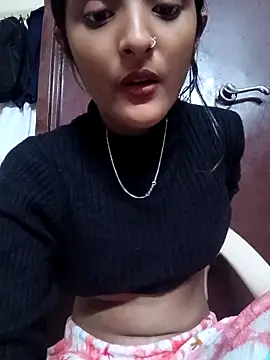 BabySlimmy10 online show from November 21, 2025, 7:12 pm