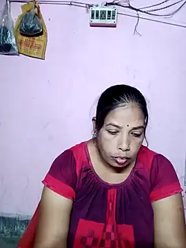 Hotty-rumi online show from February 3, 2025, 8:57 am