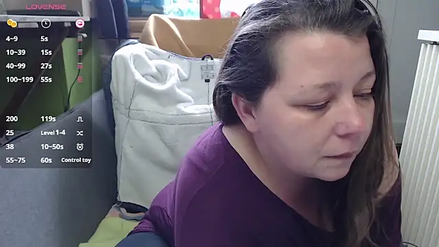 Snapshot of KasiaPrivat chatting on January 8, 2025, 11:54 am KasiaPrivat online show from January 8, 2025, 11:54 am