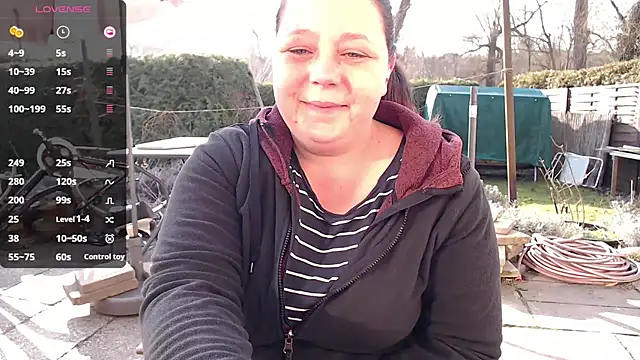 Snapshot of KasiaPrivat chatting on March 9, 2025, 7:56 am KasiaPrivat online show from March 9, 2025, 7:56 am