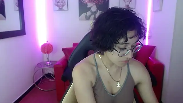 Snapshot of Lili_Gomez_ chatting on February 2, 2025, 1:41 pm Lili Gomez online show from February 2, 2025, 1:41 pm