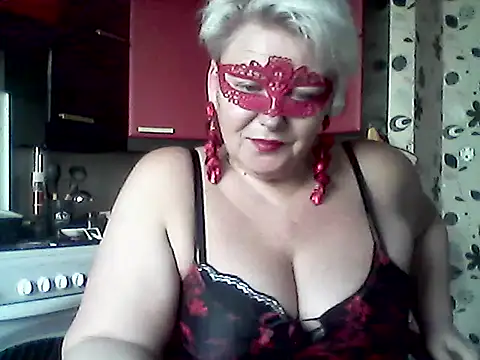 Lisa Suzie online show from March 15, 2026, 7:25 am