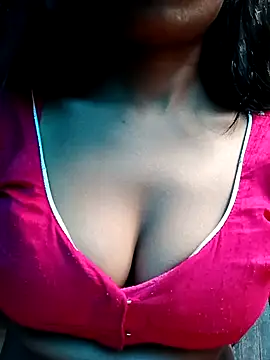 Kajal  Mehra online show from November 2, 2025, 10:39 am