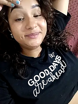 BrendaGirs online show from February 17, 2025, 7:47 am