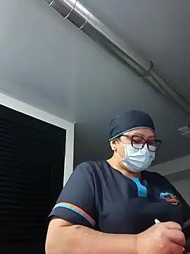 Darly Gomez online show from February 5, 2026, 6:01 pm