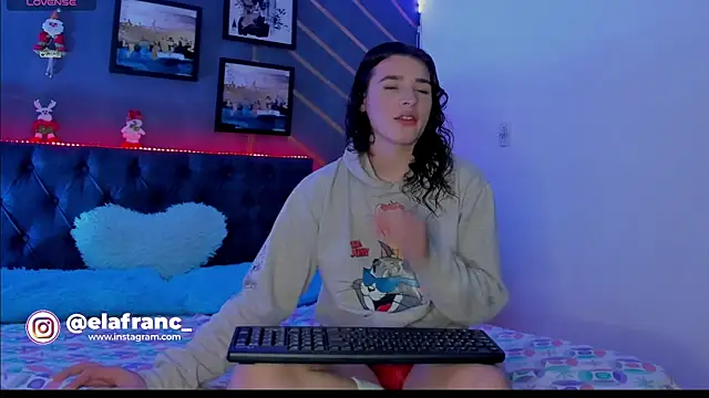 elafranco  online show from December 25, 2024, 10:16 pm