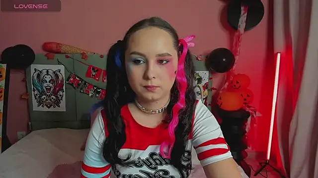 BeatriceReeves online show from November 2, 2025, 1:19 am