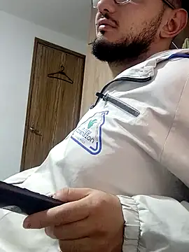 Nene1325 online show from December 18, 2024, 5:04 am