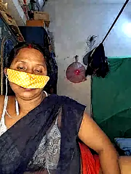 Snapshot of Real_Desi_Couple chatting on April 14, 2026, 4:57 pm Real Desi Couple online show from April 14, 2026, 4:57 pm