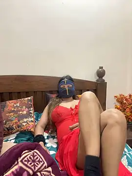 HoneyBearCpl online show from February 6, 2025, 3:48 am