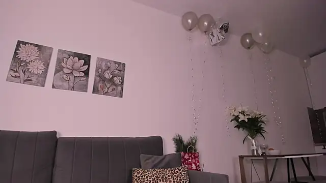 naomi asian online show from January 10, 2026, 11:23 am