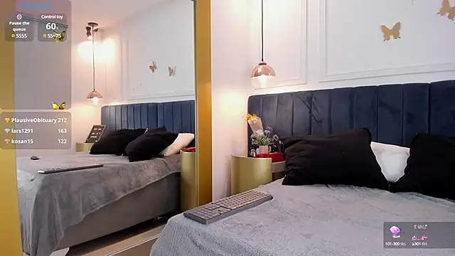 CarlaRossi  online show from March 9, 2025, 10:41 pm