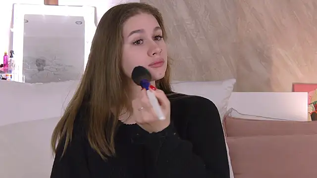 EllieHayes online show from January 10, 2026, 7:26 pm