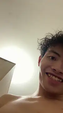 Snapshot of Kitjai200301 chatting on November 3, 2025, 9:10 am Kitjai200301 online show from November 3, 2025, 9:10 am