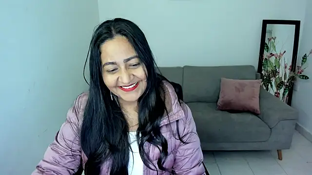 Snapshot of Adele_Sweett chatting on November 10, 2025, 10:25 am Adele Sweett online show from November 10, 2025, 10:25 am