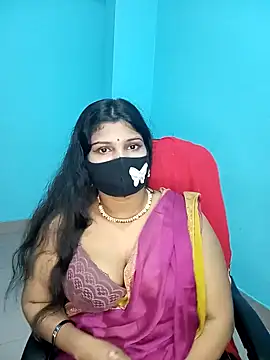 Snapshot of Hot-Angel_ chatting on December 24, 2024, 9:33 pm Hot-Angel online show from December 24, 2024, 9:33 pm