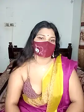 Snapshot of Hot-Angel_ chatting on January 1, 2025, 12:00 am Hot-Angel online show from January 1, 2025, 12:00 am
