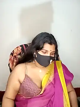 Snapshot of Hot-Angel_ chatting on January 2, 2025, 3:05 am Hot-Angel online show from January 2, 2025, 3:05 am