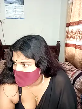 Snapshot of Hot-Angel_ chatting on January 14, 2025, 3:11 am Hot-Angel online show from January 14, 2025, 3:11 am