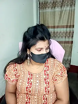 Snapshot of Hot-Angel_ chatting on February 10, 2025, 6:24 pm Hot-Angel online show from February 10, 2025, 6:24 pm