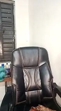 Snapshot of Hot-Angel_ chatting on March 19, 2025, 8:43 pm Hot-Angel online show from March 19, 2025, 8:43 pm