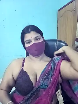 Snapshot of Hot-Angel_ chatting on September 27, 2025, 11:10 pm Hot-Angel online show from September 27, 2025, 11:10 pm