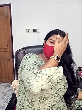 Snapshot of Hot-Angel_ chatting on October 18, 2025, 5:14 pm Hot-Angel online show from October 18, 2025, 5:14 pm