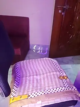 Snapshot of Olivia3 chatting on October 20, 2025, 7:58 pm Olivia3 online show from October 20, 2025, 7:58 pm