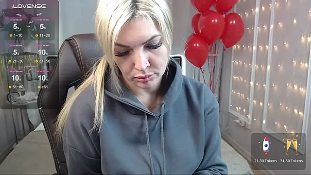 lissa voxx online show from February 15, 2025, 10:33 am