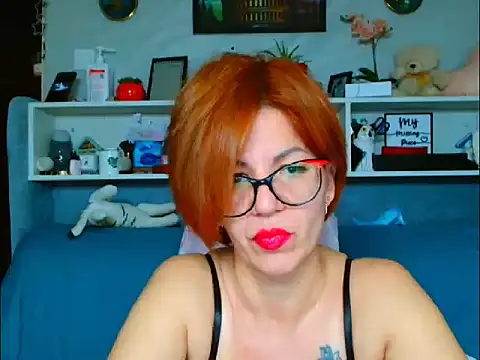 Natali3855 online show from December 5, 2025, 5:27 am