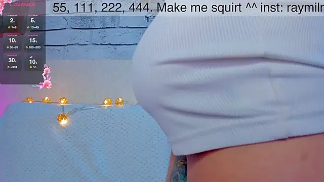 AliceMilman online show from December 10, 2024, 1:11 pm