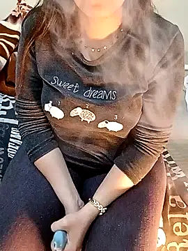 ShadiaStar online show from January 22, 2025, 9:46 am