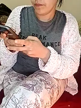 ShadiaStar online show from March 10, 2025, 8:45 pm