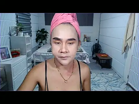 MS SexCumEducation TS online show from November 26, 2025, 6:31 pm