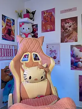 babylinsie online show from April 18, 2026, 6:28 am