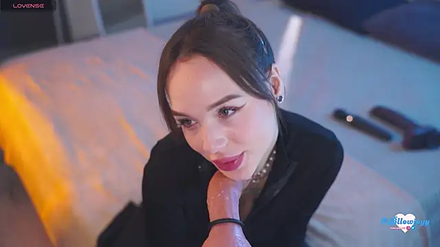 Snapshot of Bllowjoyy chatting on October 2, 2025, 7:15 am Bllowjoyy online show from October 2, 2025, 7:15 am