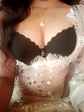 Snapshot of sexyriya_008 chatting on January 5, 2025, 7:28 am sexyriya 008 online show from January 5, 2025, 7:28 am