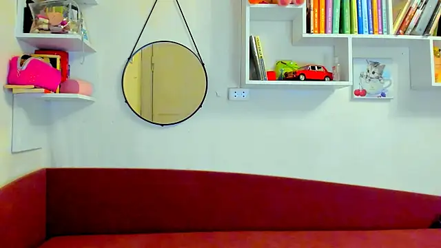 liya gorgeous online show from October 21, 2025, 6:19 pm