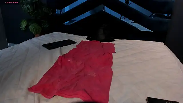 Flynn Riider online show from March 20, 2025, 11:38 am