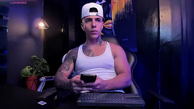 Flynn Riider online show from January 8, 2026, 5:26 pm