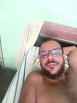 Snapshot of Charly_BC_Dirty chatting on October 19, 2025, 12:50 pm Charly BC Dirty online show from October 19, 2025, 12:50 pm