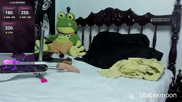 alexdesire online show from February 12, 2025, 10:59 pm