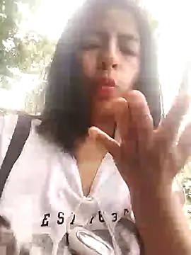 Danna-linyi online show from January 3, 2025, 4:48 pm