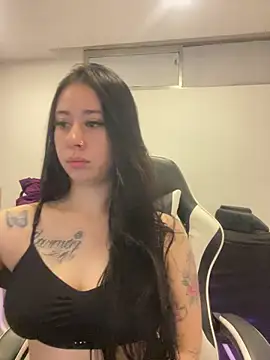 Zoee t online show from May 16, 2026, 3:36 am